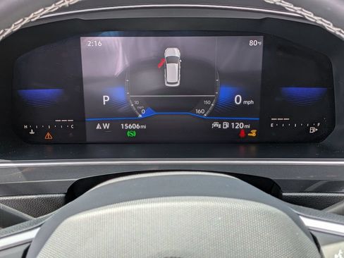 Used 2023 Volkswagen Tiguan SE R-Line FWD image 19