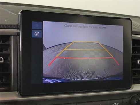 Used 2023 Hyundai Venue SEL w/ Cargo Package image 20