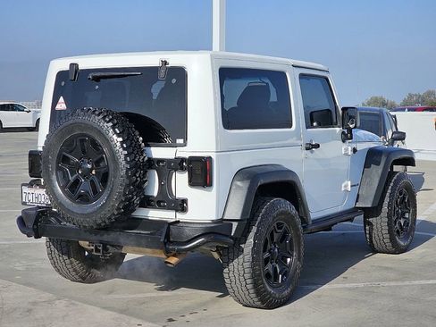 Used 2013 Jeep Wrangler Sahara image 16