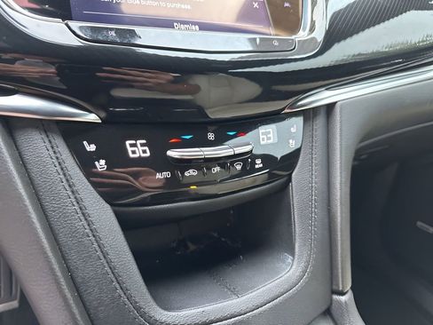 Certified 2023 Cadillac XT6 Sport w/ Technology Package image 36