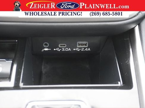 Used 2024 Subaru Outback Premium image 23