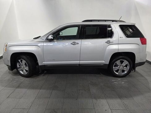 Used 2015 GMC Terrain SLT w/ Chrome Edition image 2