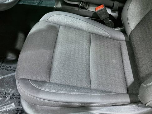 Certified 2025 Chevrolet Silverado 1500 LT RWD image 20