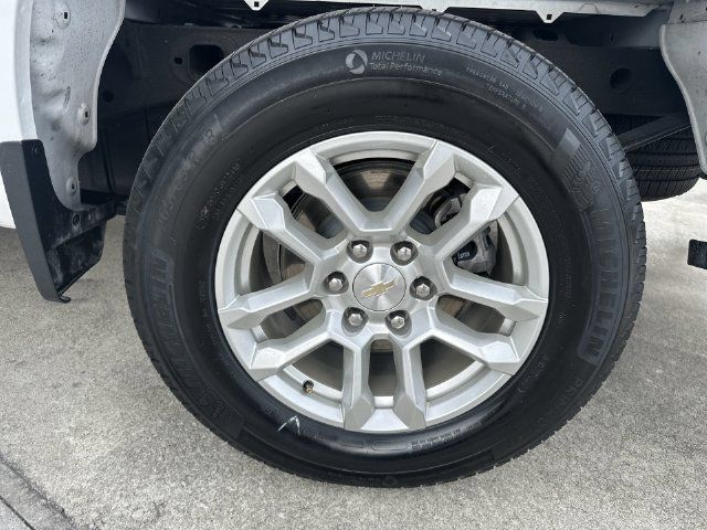 Used 2024 Chevrolet Silverado 1500 LT RWD image 11