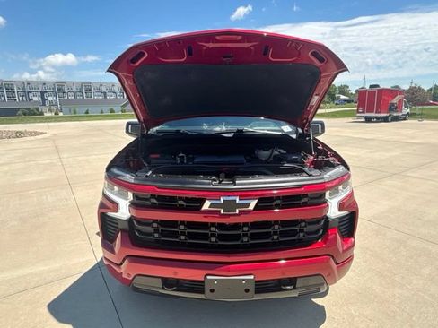 Used 2024 Chevrolet Silverado 1500 RST w/ Convenience Package II AWD/4WD image 43