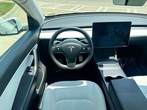 Used 2021 Tesla Model Y Performance AWD/4WD image 10