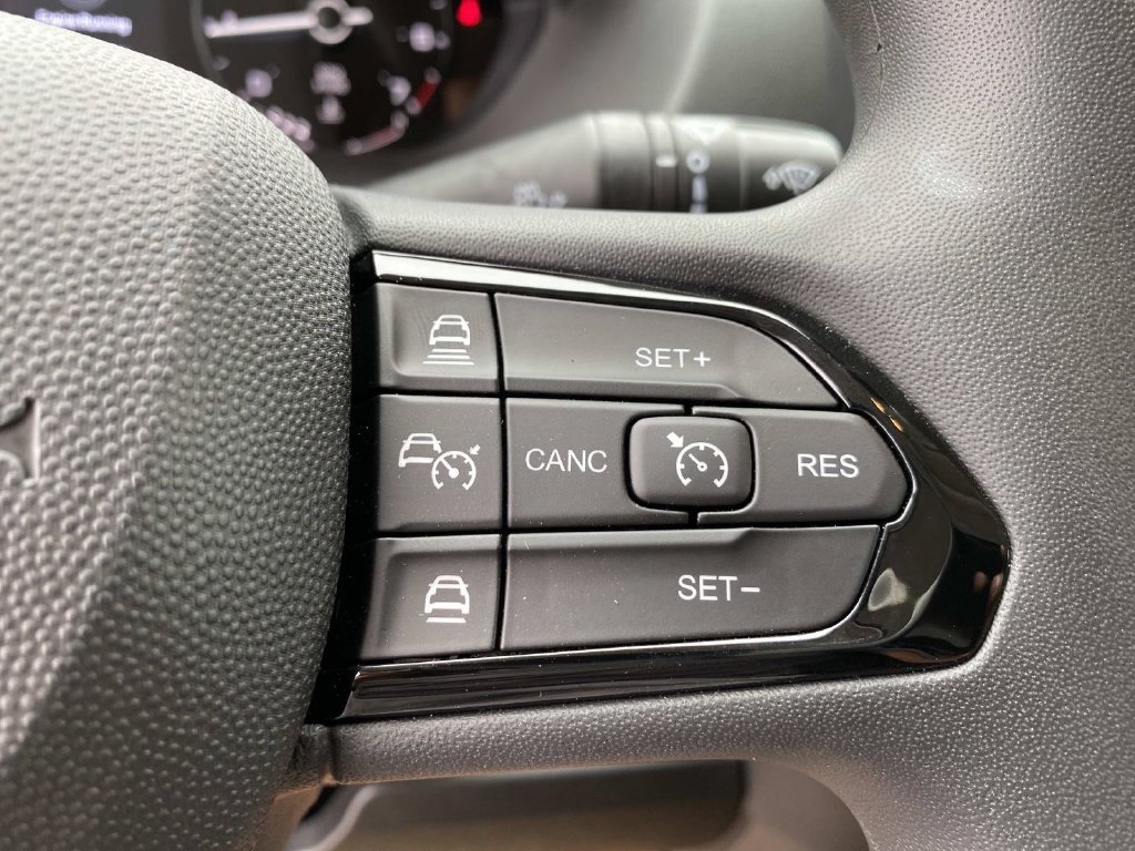 New 2026 RAM ProMaster 2500 w/ Convenience Group FWD image 14