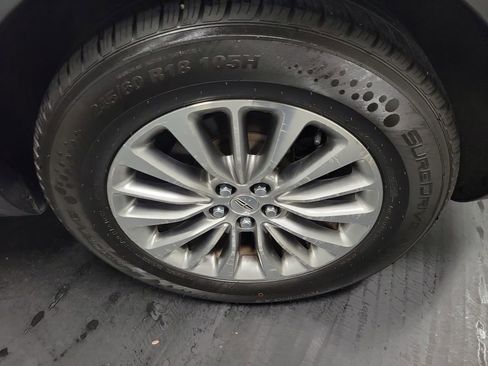 Used 2018 Lincoln MKX Select w/ Select Plus Package image 11