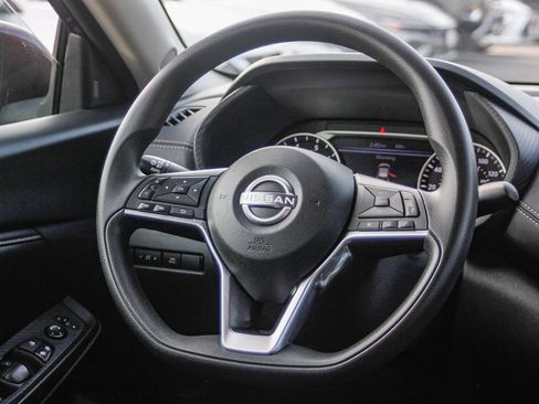 Certified 2024 Nissan Sentra SV image 16