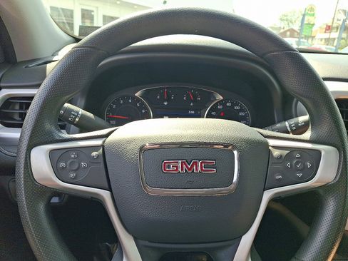 Used 2023 GMC Acadia SLE w/ Driver Convenience Package image 20