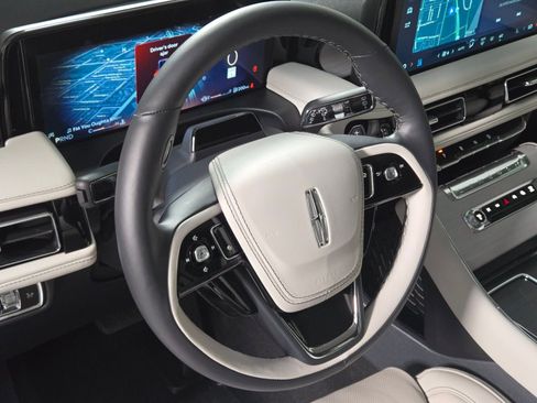 New 2026 Lincoln Aviator Reserve AWD/4WD image 25