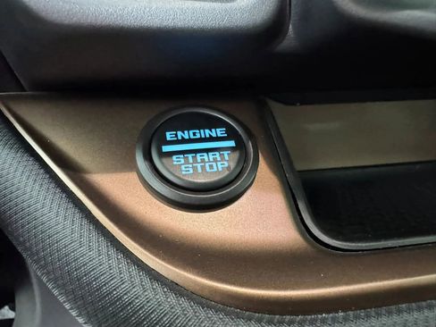 Used 2024 Ford Bronco Sport Outer Banks w/ Tech Package AWD/4WD image 17