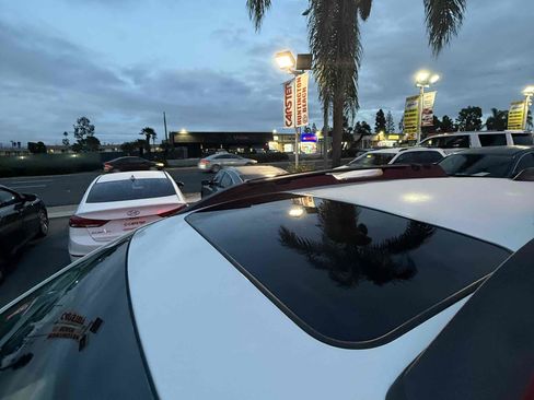 Used 2018 Subaru Outback 2.5i Limited image 9