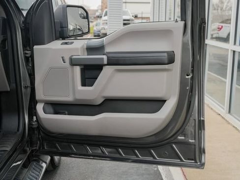 Used 2015 Ford F150 XLT w/ Equipment Group 302A Luxury image 32