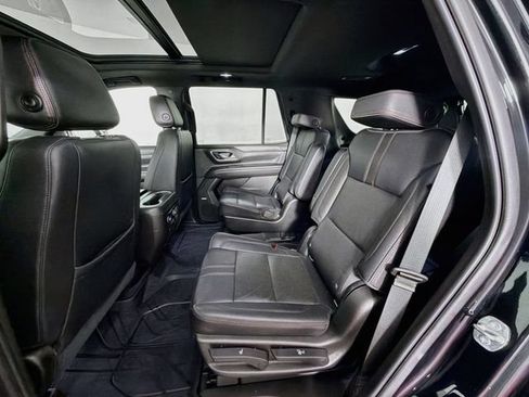 Used 2021 Chevrolet Tahoe RST w/ Luxury Package AWD/4WD image 25