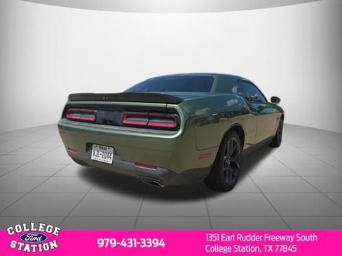 Used 2023 Dodge Challenger R/T w/ Blacktop Package RWD image 4