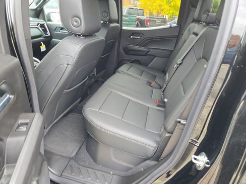 New 2026 GMC Canyon Elevation w/ Convenience Package image 19