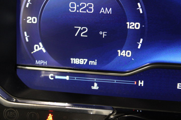 Used 2025 Chevrolet Silverado 2500 LT AWD/4WD image 4