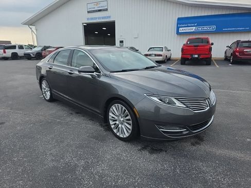 Used 2016 Lincoln MKZ AWD w/ Equipment Group 300A Reserve image 7