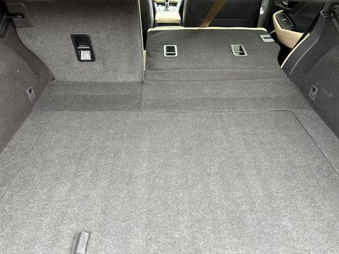 Certified 2022 Subaru Outback Limited image 17