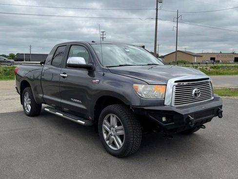 Used 2013 Toyota Tundra Limited w/ Memory Pkg AWD/4WD image 32