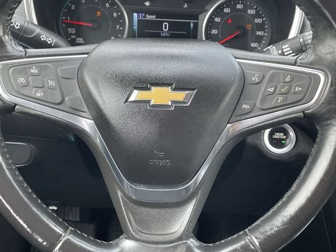 Used 2018 Chevrolet Equinox LT w/ Sun & Infotainment Package FWD image 10