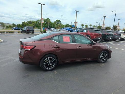 Certified 2024 Nissan Sentra SV FWD image 5