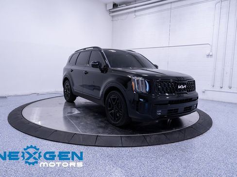 Used 2025 Kia Telluride SX Prestige X-Line image 3