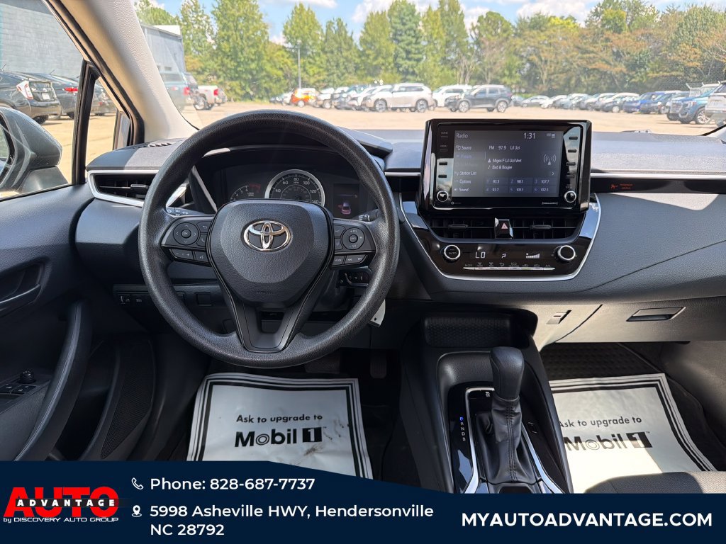 Used 2022 Toyota Corolla LE FWD image 26