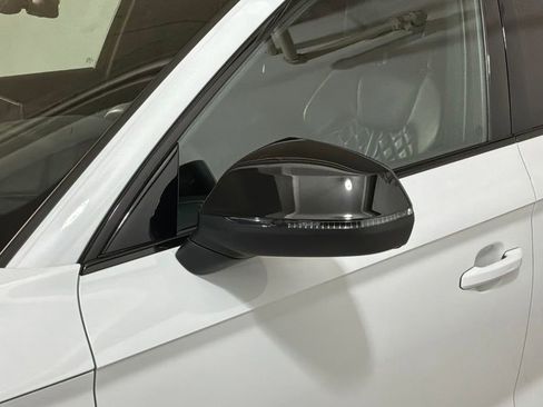 Used 2023 Audi SQ5 Premium Plus w/ Premium Plus Package image 25