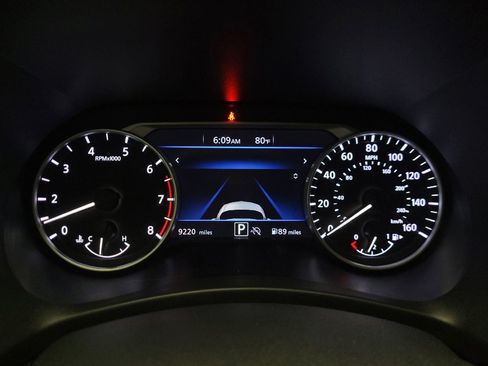 Used 2025 Nissan Sentra SV FWD image 23