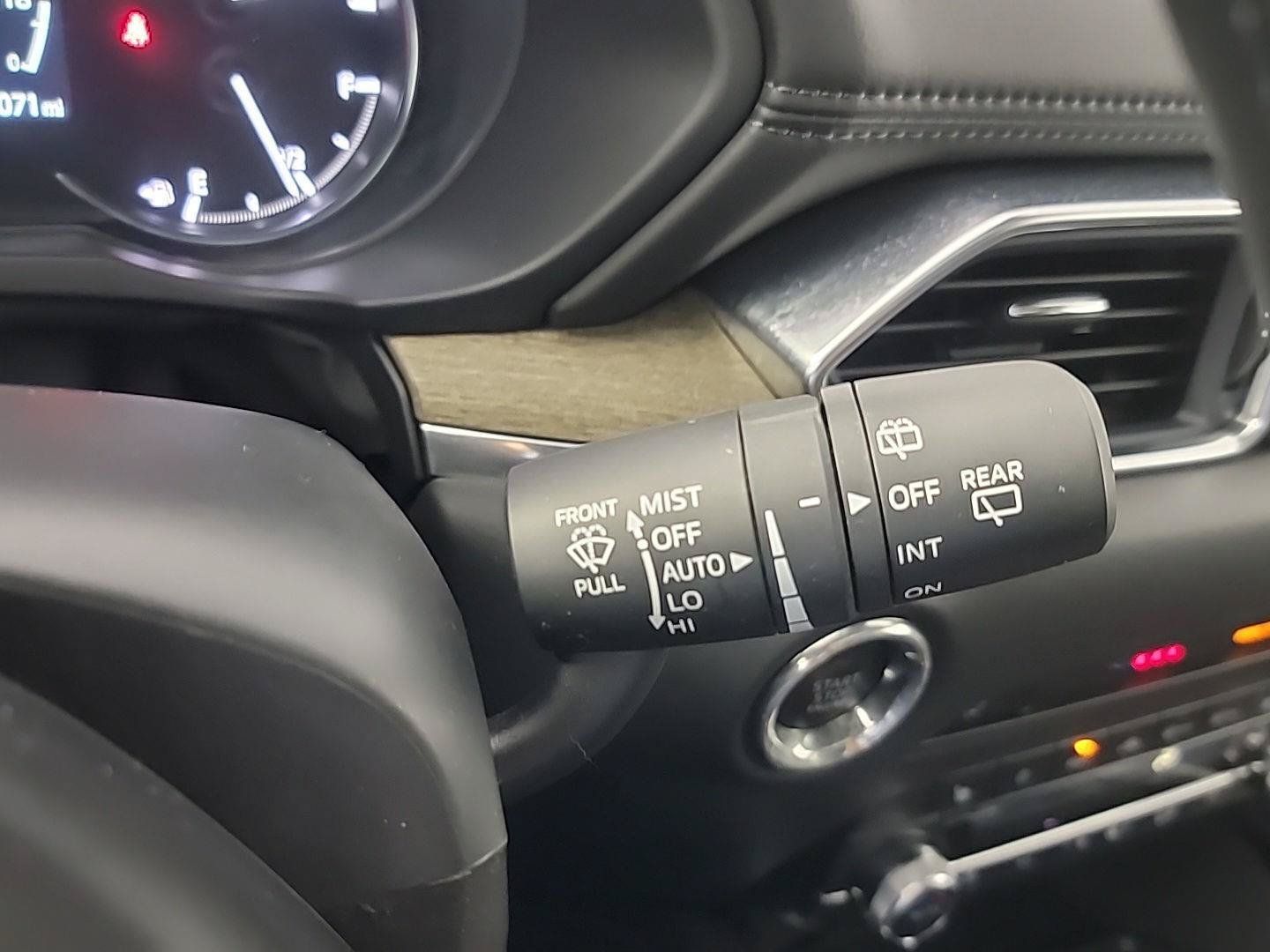 Used 2024 MAZDA CX-5 Signature AWD/4WD image 27
