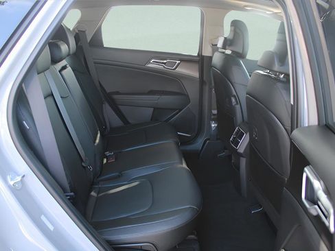 New 2026 Kia Sportage EX w/ EX Panorama Roof Package image 18