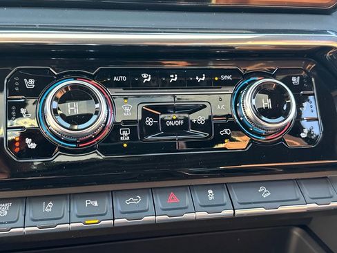 New 2026 GMC Sierra 2500 Denali Ultimate w/ Max Trailering Package image 23