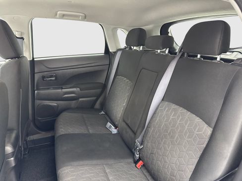Used 2022 Mitsubishi Outlander Sport ES FWD image 36