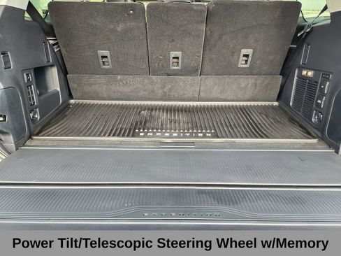 Used 2025 Ford Expedition Active image 19