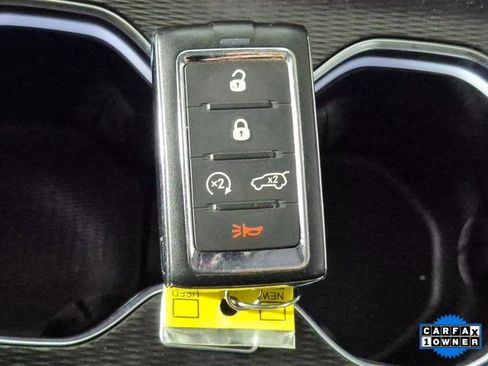 Used 2024 Jeep Grand Cherokee L Limited w/ Black Appearance Package image 30