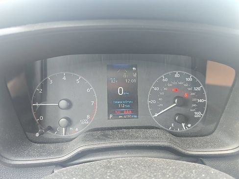 Used 2024 Toyota Corolla LE FWD image 15
