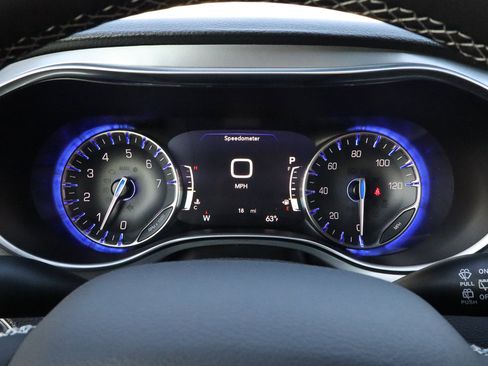 New 2026 Chrysler Pacifica Limited w/ S Appearance Package image 34