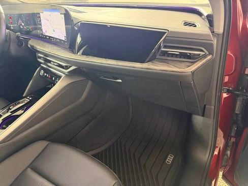 Certified 2025 Audi Q5 Premium w/ Convenience Package AWD/4WD image 24