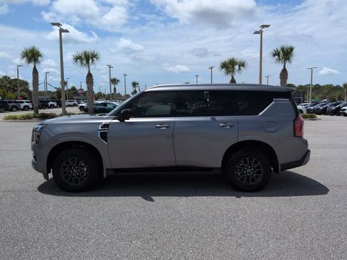Used 2026 Nissan Armada SV AWD/4WD image 8