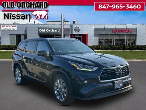 Used 2020 Toyota Highlander Limited AWD/4WD image 3