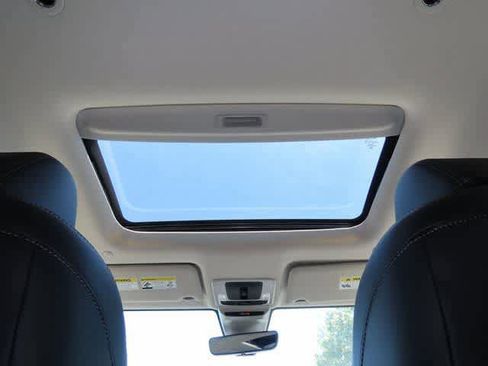 New 2026 Honda HR-V EX-L image 23