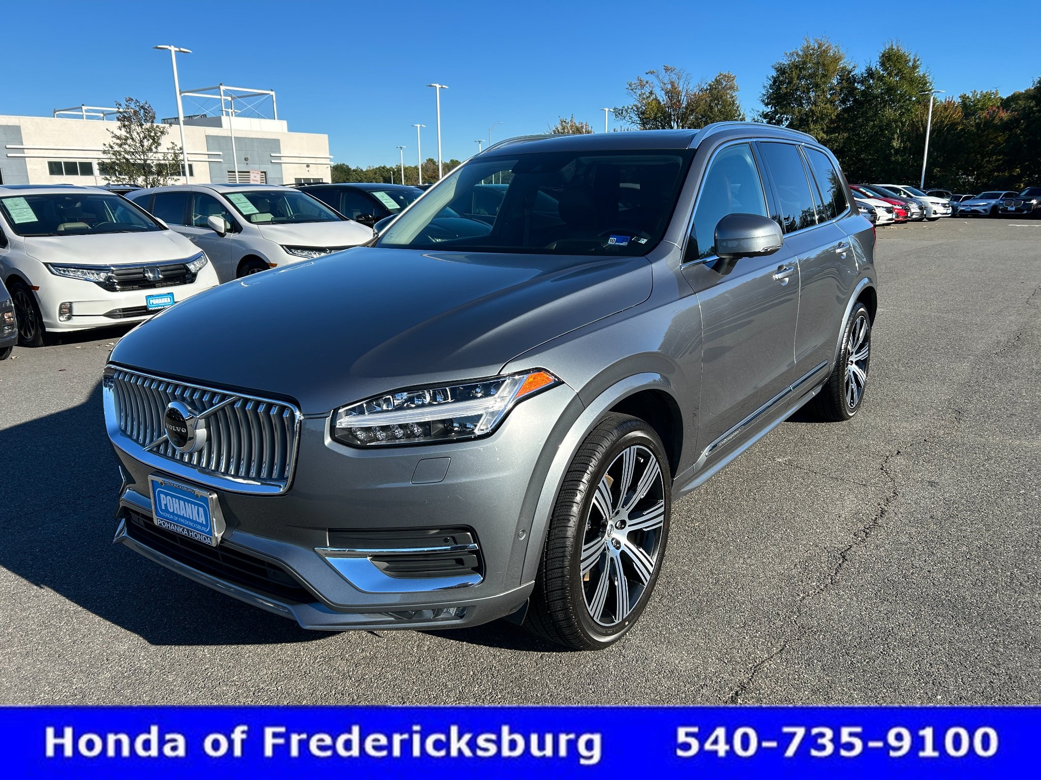 Used 2020 Volvo XC90 T6 Inscription w/ Protection Package Premier AWD/4WD image 2