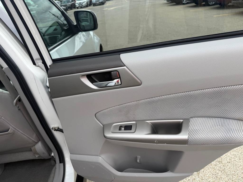 Used 2010 Subaru Forester 2.5X Premium AWD/4WD image 20
