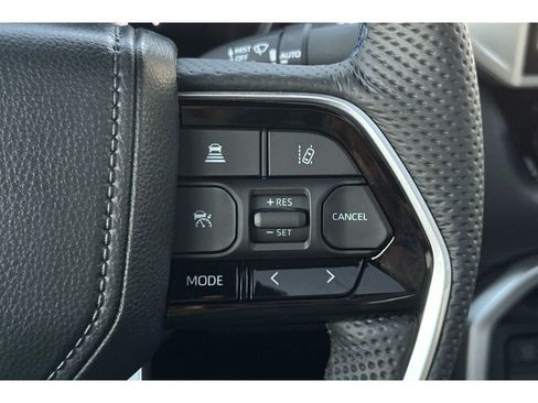 Used 2025 Toyota Tundra Platinum image 27