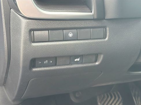 Used 2021 Nissan Rogue SL w/ Premium Package FWD image 10