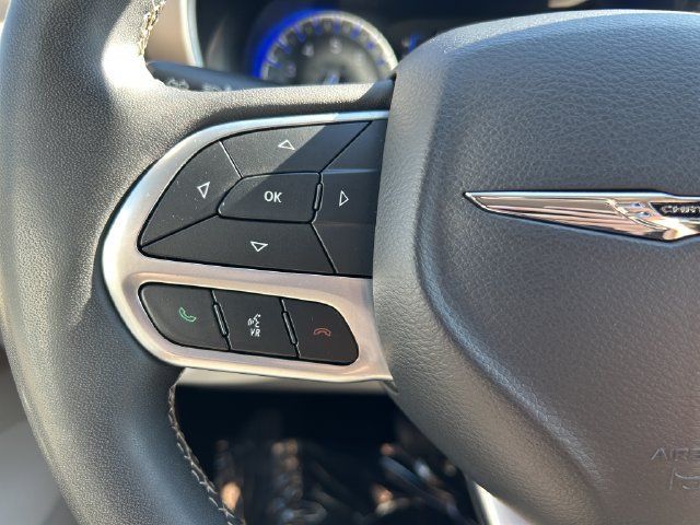 Used 2023 Chrysler Voyager LX FWD image 30