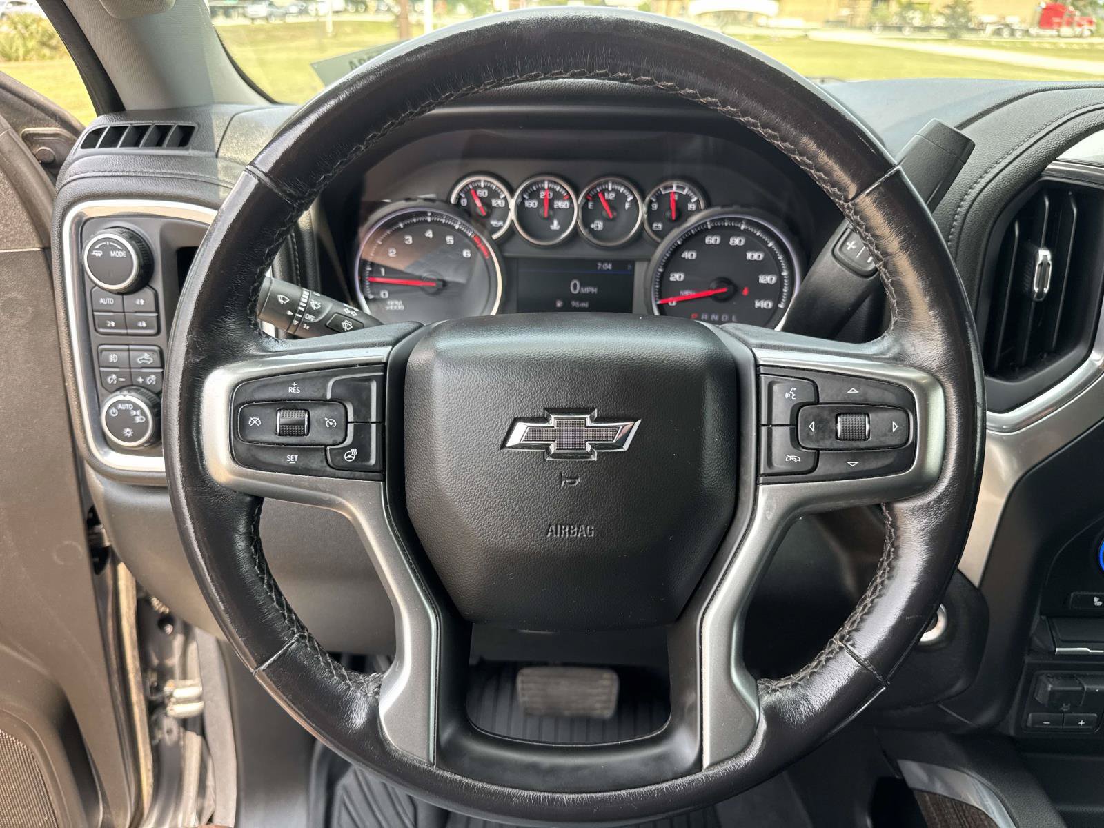 Used 2021 Chevrolet Silverado 1500 LT Trail Boss AWD/4WD image 34