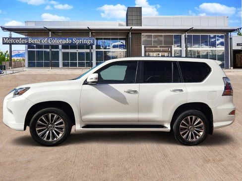 Used 2022 Lexus GX 460 Luxury image 4